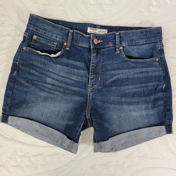 Signature by Levi Strauss Pants - Levi's Levi Strauss Signature Mid Rise Cuffed Medium Wash Denim Shorts Size 12
